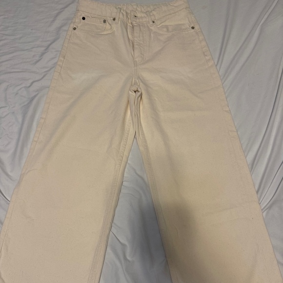 Balfour Long Wide Leg Jean - Picture 1 of 6